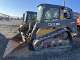 Deere 323D Skid Loader