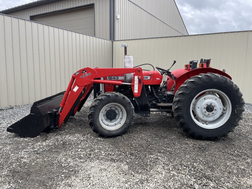 Massey Ferguson 243 Loader Tractor | Proxibid