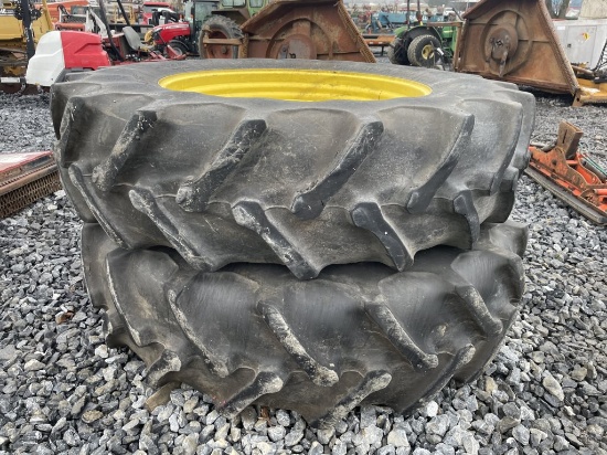 520/85/46 firestone Tires on Rims