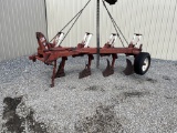 International 450 3pt 4 Bottom Plow