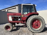International 1486 Tractor