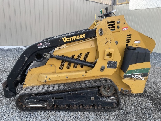 Vermeer S725TX Mini Skid Loader