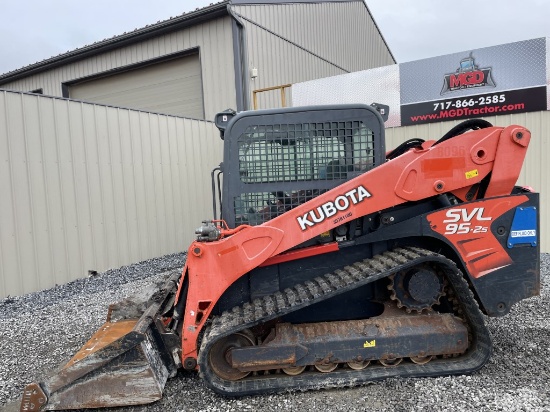 Kubota SVL 95-2s Track Skid Loader