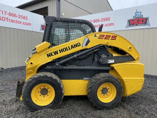 New Holland L225 Wheel Skid Loader