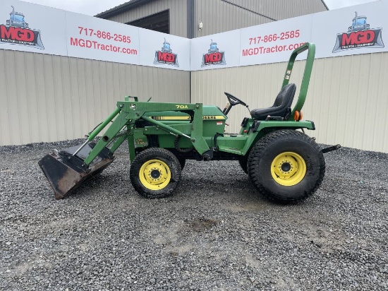 John Deere 955 Tractor