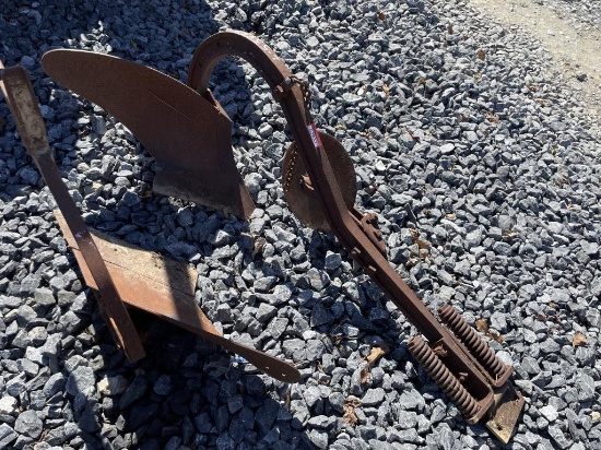 1 Bottom Plow