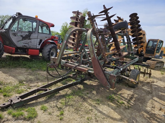 John Deere 235 20' folding disk