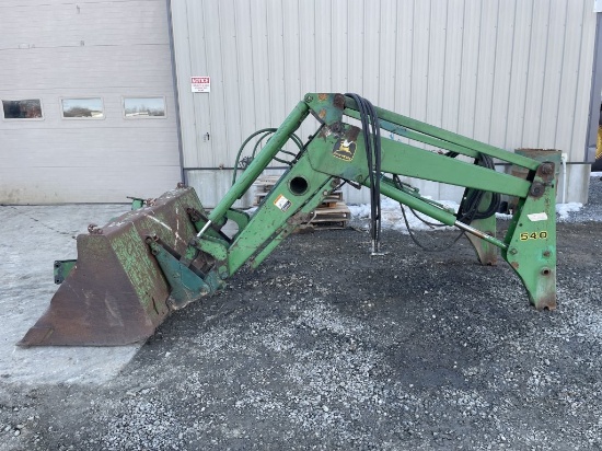 John Deere 540 Loader