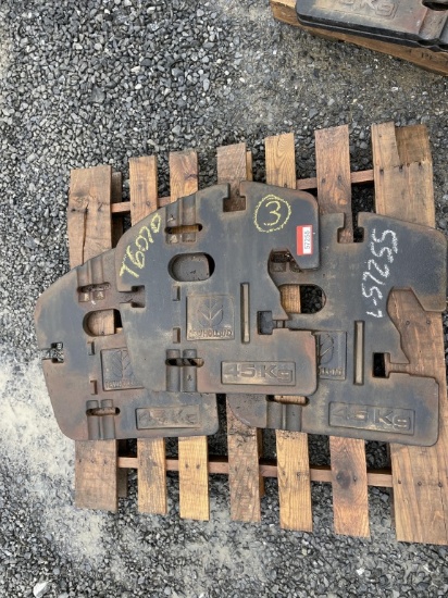 (3) New holland suitcase weights off T6070