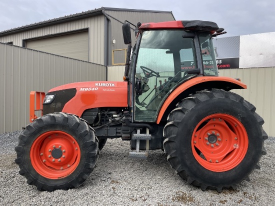 Kubota M9540 Tractor