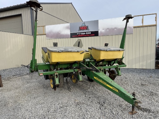 John Deere 1750 Planter