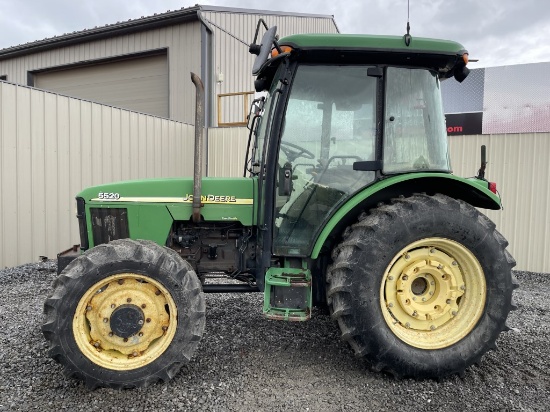 John Deere 5520 Tractor