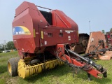 New Holland BR7070 Round baler