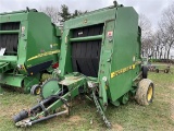 John Deere 456 Baler