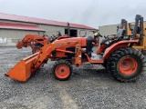 Kubota B3200 Tractor