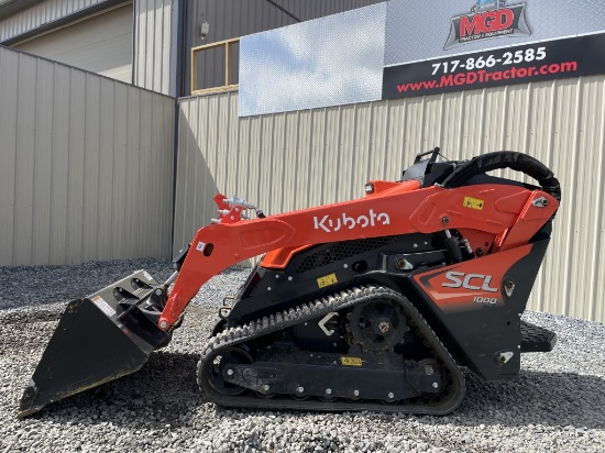Kubota SCL1000 Mini Skid Loader