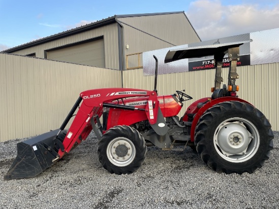 Massey Ferguson 2605 Tractor