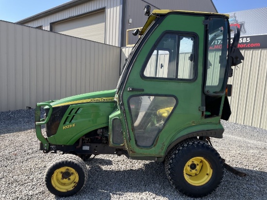 John Deere 1023E Tractor
