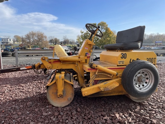 LeeBoy 300T Compactor