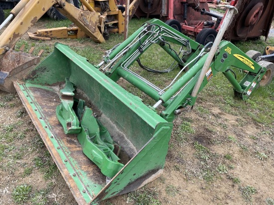John Deere 553 Loader with brackets and 73" bucket