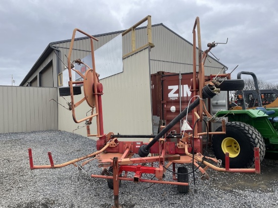 Lely 4 1015 Tedder