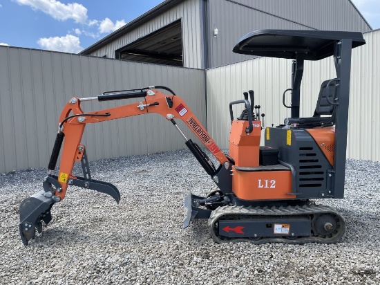 AGT L12 Excavator