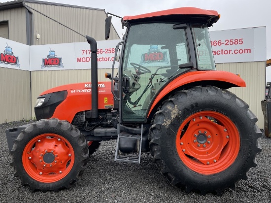 Kubota M7060D Tractor