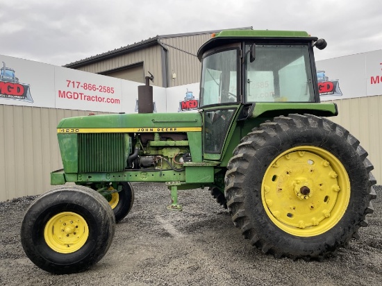John Deere 4230 Tractor