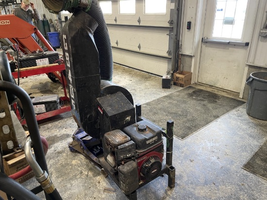 Engine Powered Vacuum