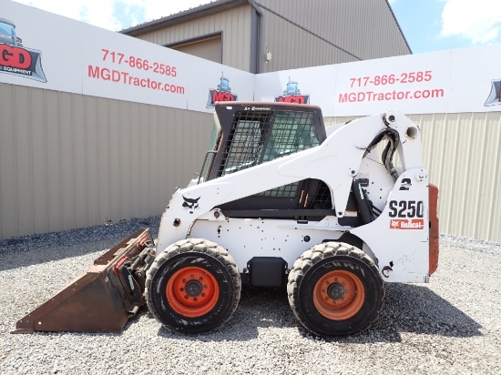 Bobcat S250 Wheel Skid Loader