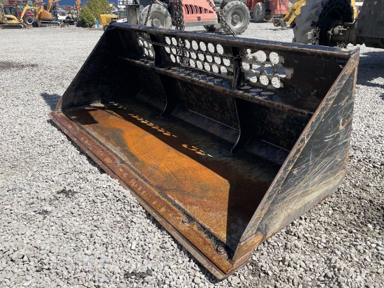 Kubota LM2456 95" Quick Attach Bucket