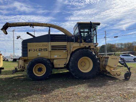 New Holland FX25 Chopper + Attachments