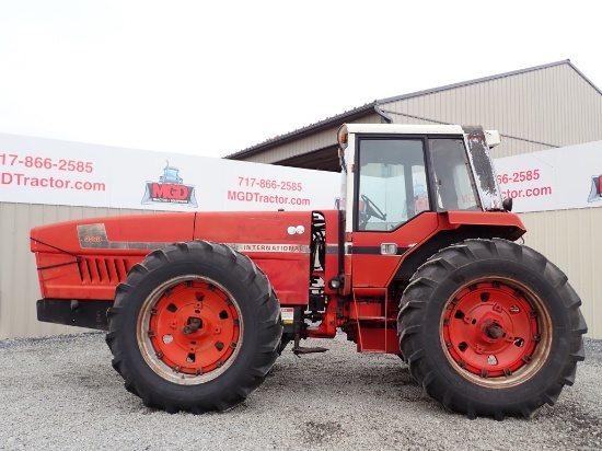 International 3588 2+2 Tractor