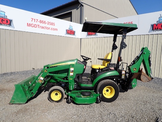 John Deere 1026R TLB