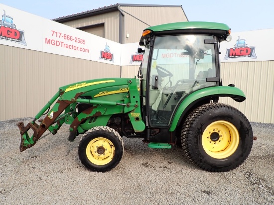 John Deere 3520 Tractor
