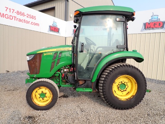 John Deere 3033R Tractor