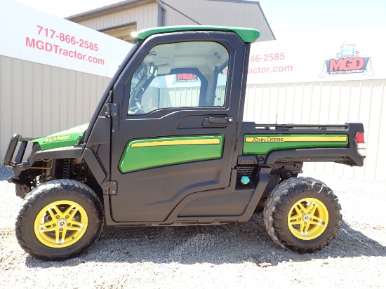 John Deere Gator XUV 865R Utility Vehicle