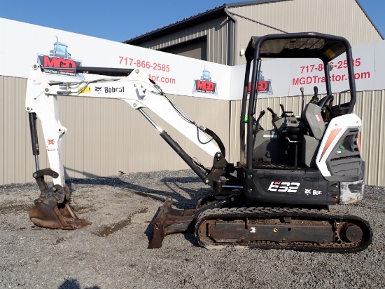 Bobcat E32i Excavator