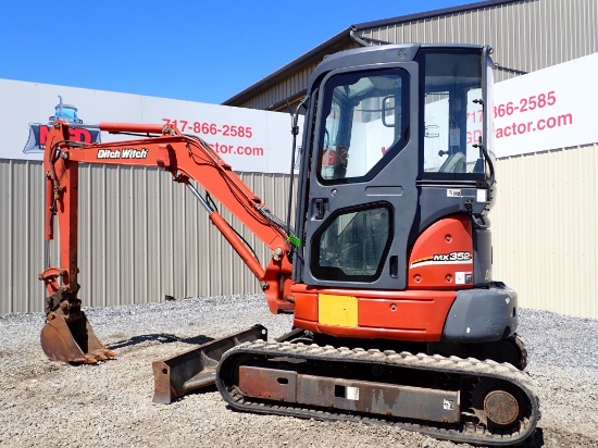 Ditch Witch MX352 Excavator