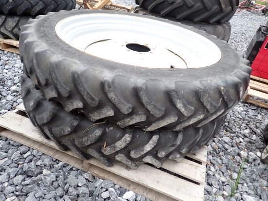 (2) Firestone 320/90R50 Wheels