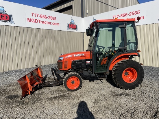 Kubota B3000 Tractor