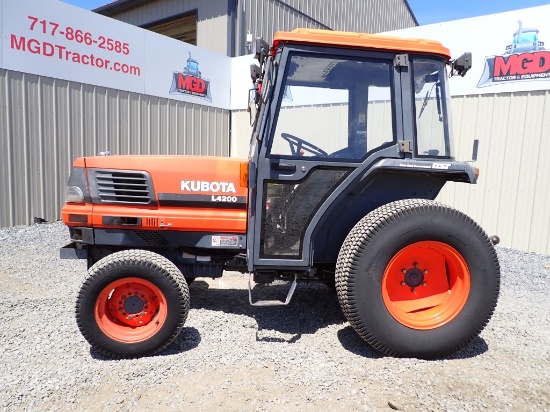 Kubota L4200 GSTC Tractor