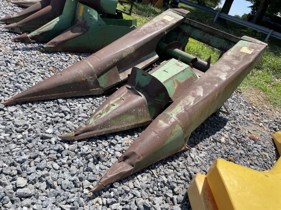 John Deere 243 Corn Head