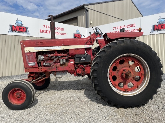 International 826 Tractor