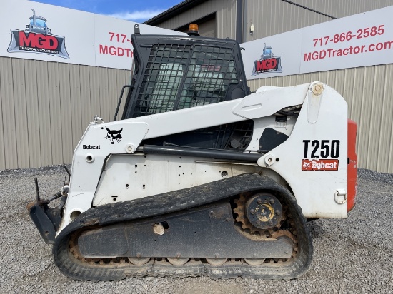 Bobcat T250 Track Skid Loader