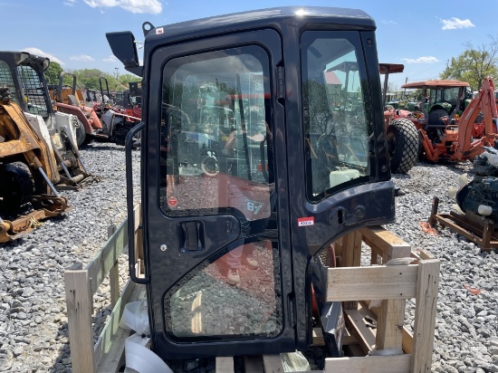 Kubota RF1008 Excavator Cab