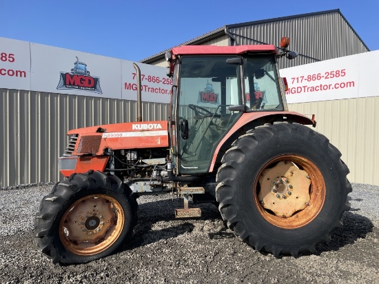 Kubota M9000 Tractor