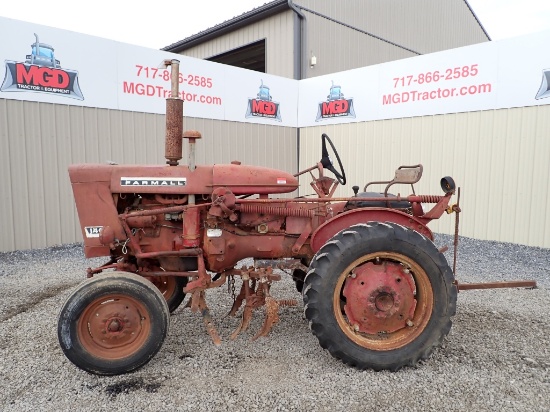 International 140 Tractor