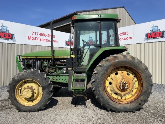 John Deere 7200 Tractor
