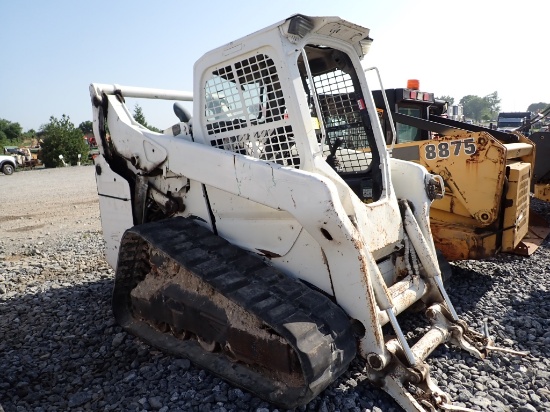 Bobcat T76 Track Skid Loader